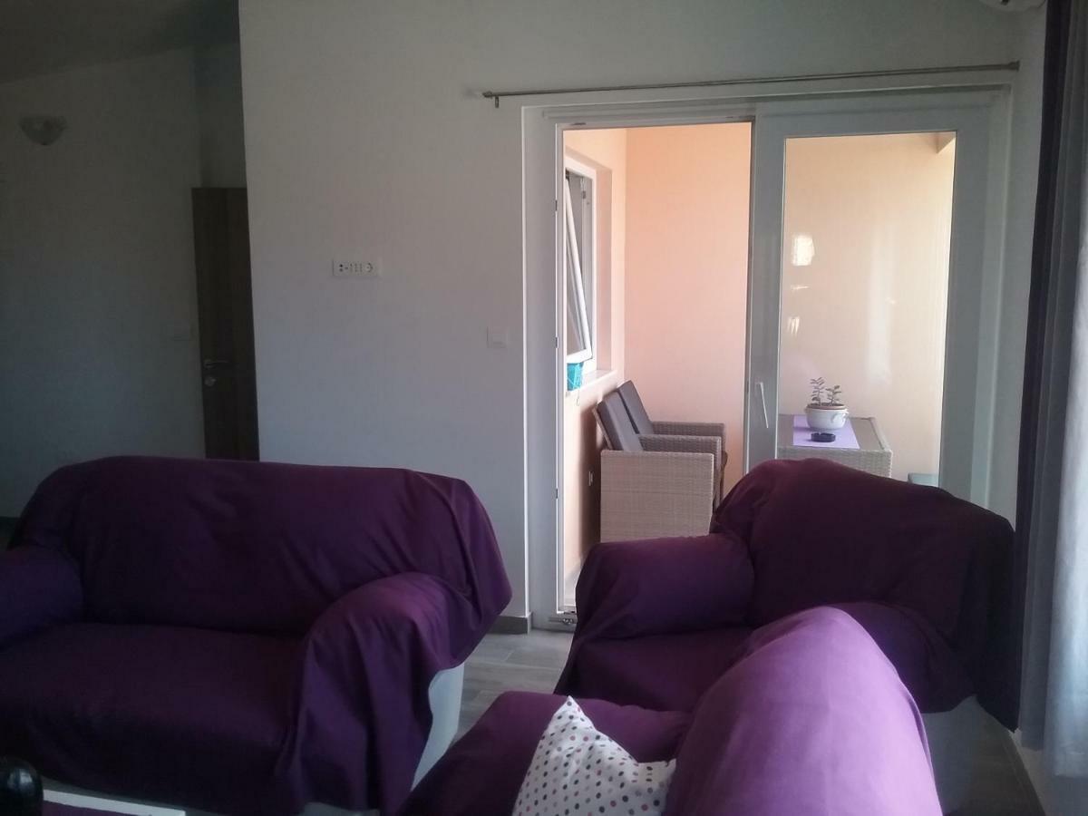 Apartment Willy Komiža Екстериор снимка