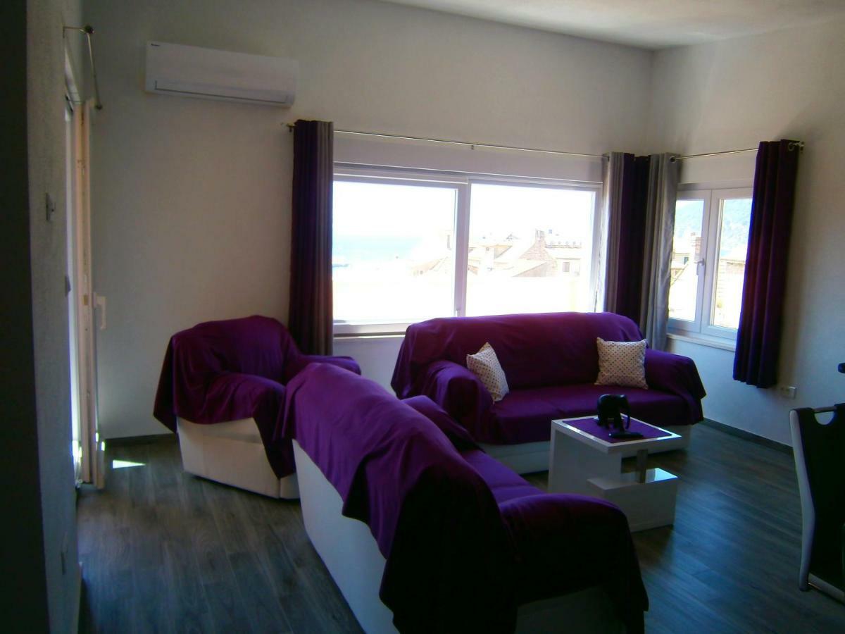 Apartment Willy Komiža Екстериор снимка